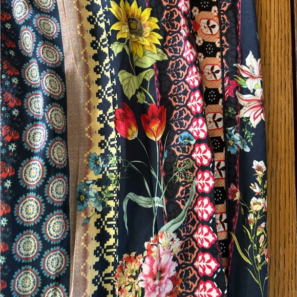 JOHNNY WAS Floral Silk Joggers - Picture 5 of 16